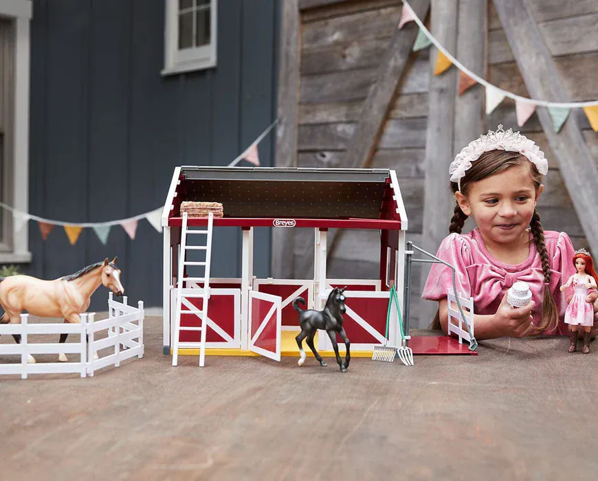 Breyer Summer Springs Country Stable - Image 2