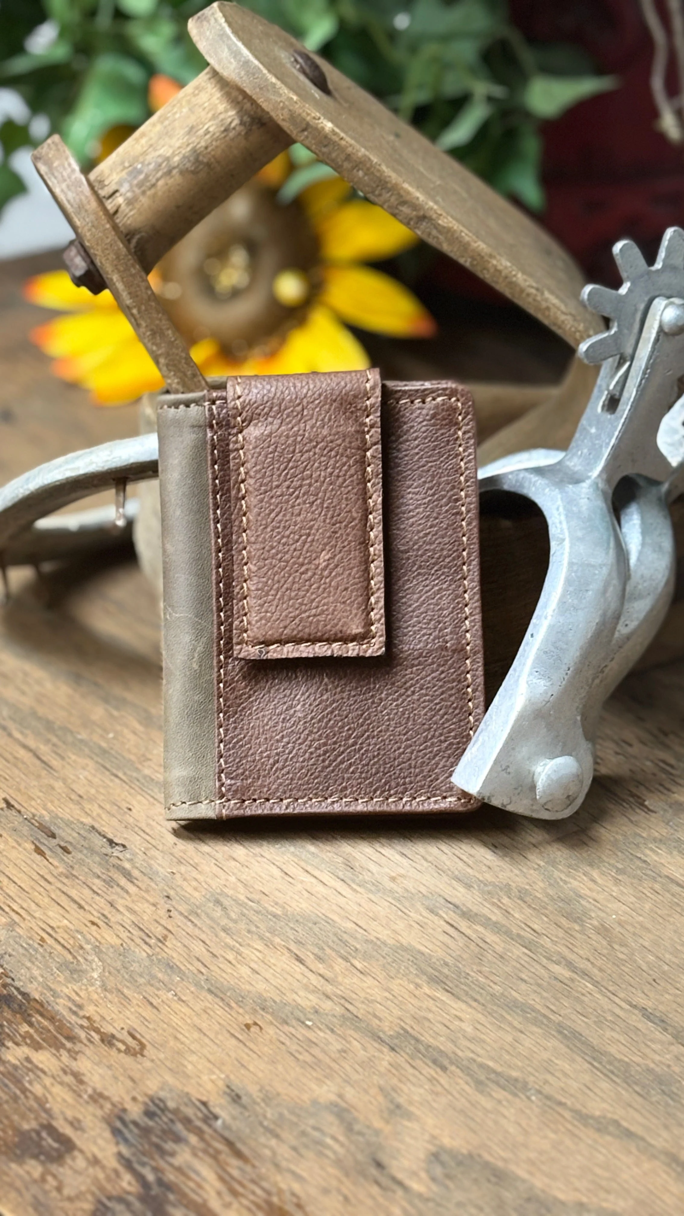 Challenger Money Clip Wallet - Image 3