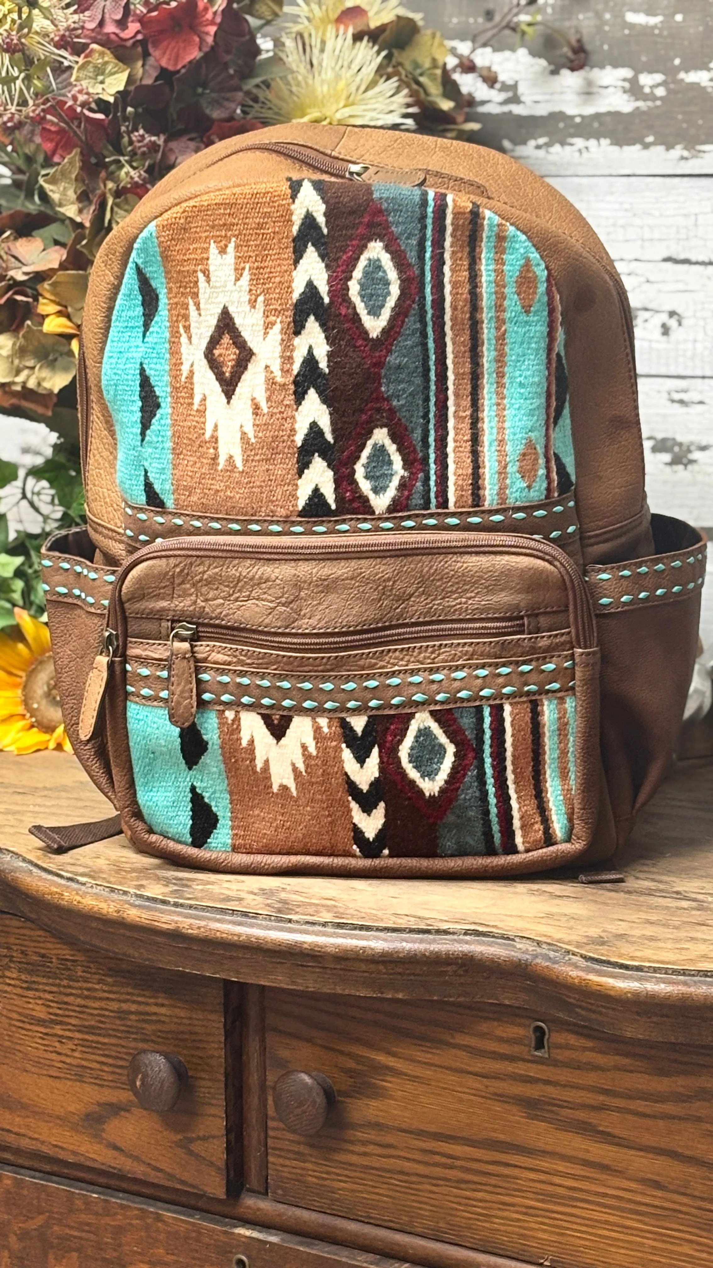Challenger Western Saddle Blanket Backpack