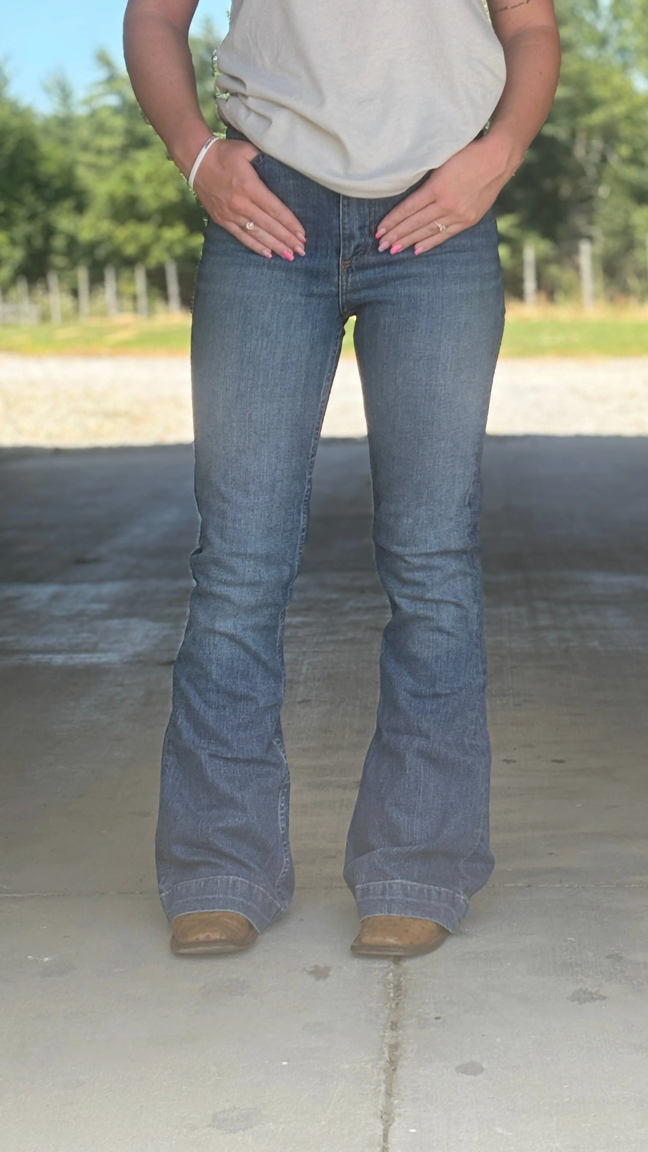 Kimes Ranch "Jennifer" Jeans ~ Mid Wash - Image 5