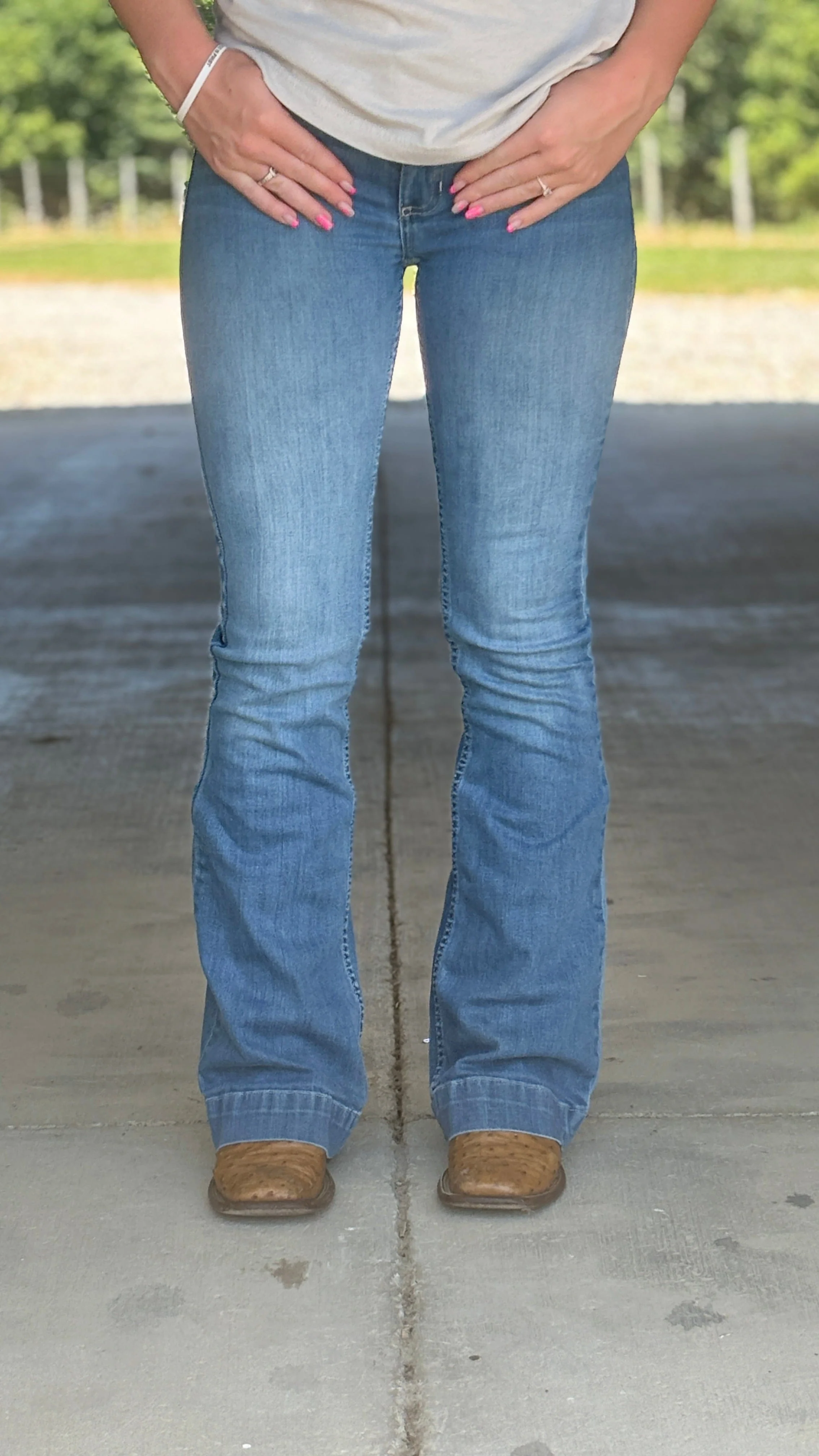 Kimes Ranch "Lola Soho Fade" Jeans - Image 2