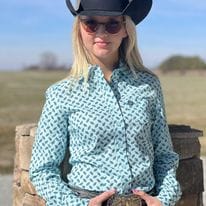 Ladies Cinch  ~  Lt Blue Print - Image 2