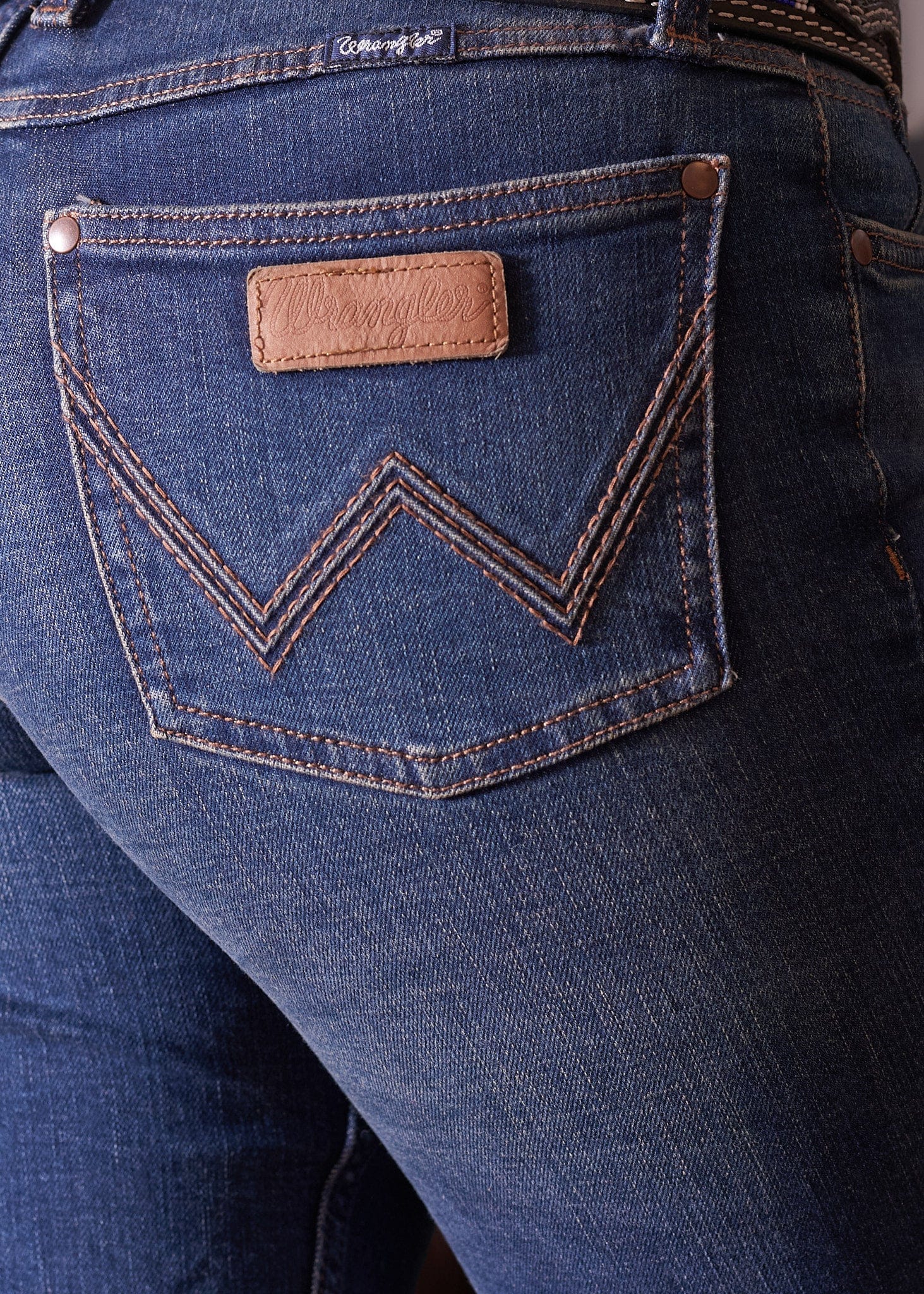 Ladies Retro Mae Jane Jeans by Wrangler - Image 3