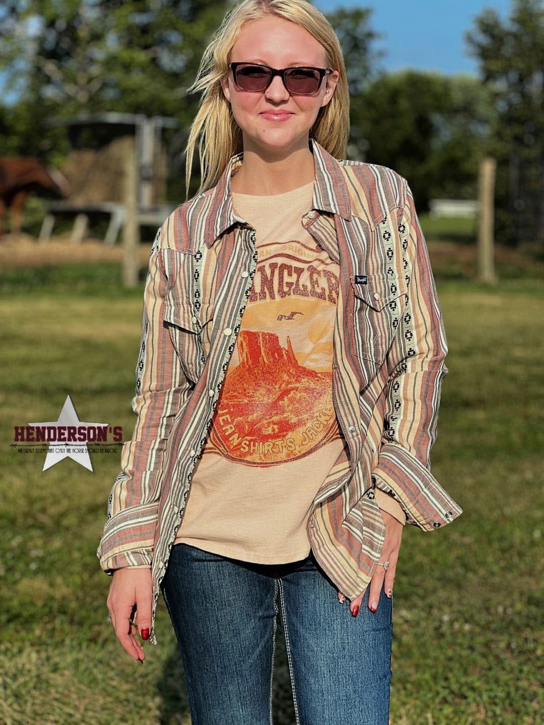 Ladies Wrangler The Desert Tee - Image 2
