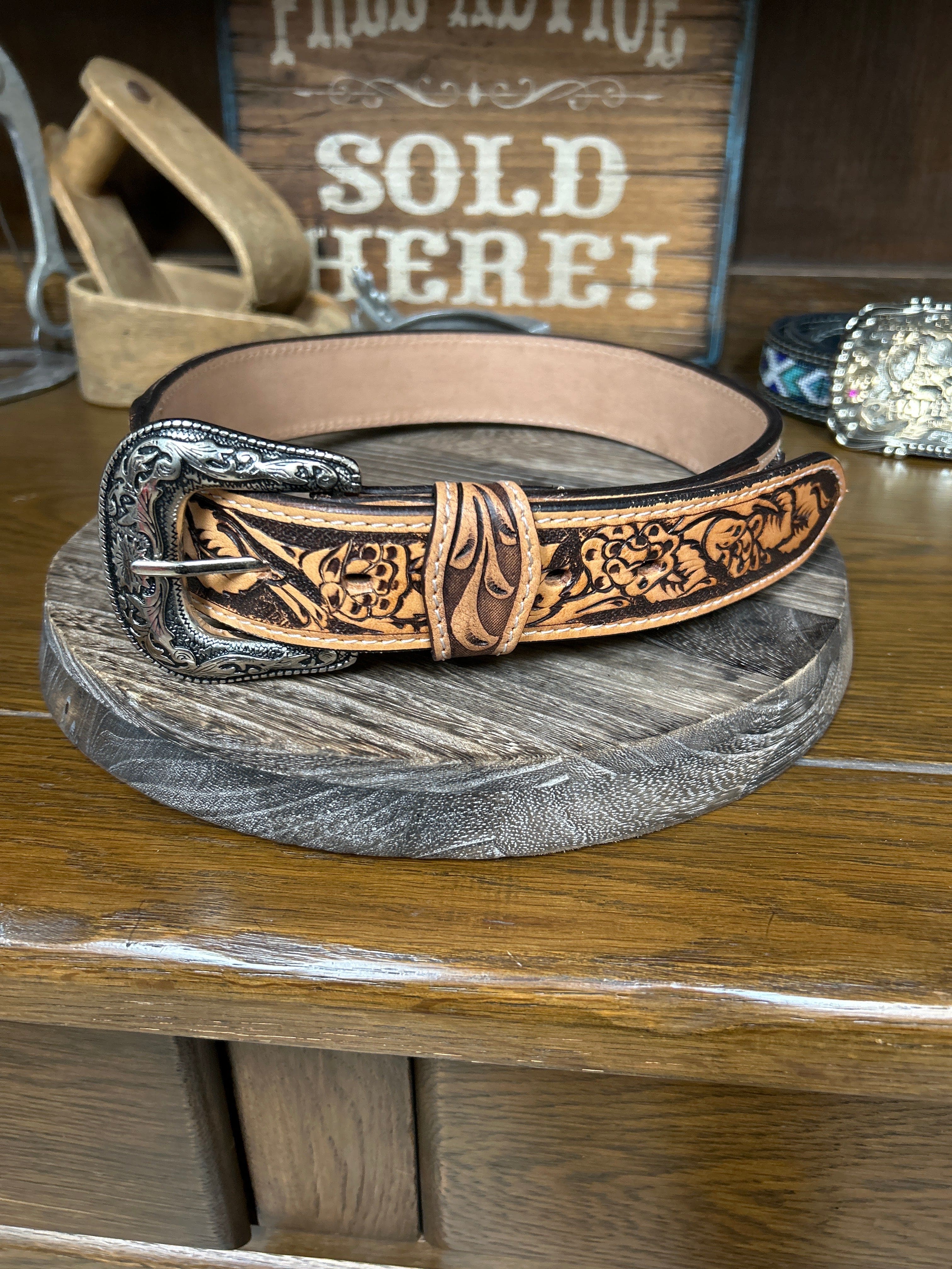 Leather Beaded Inlay Belt~Silver