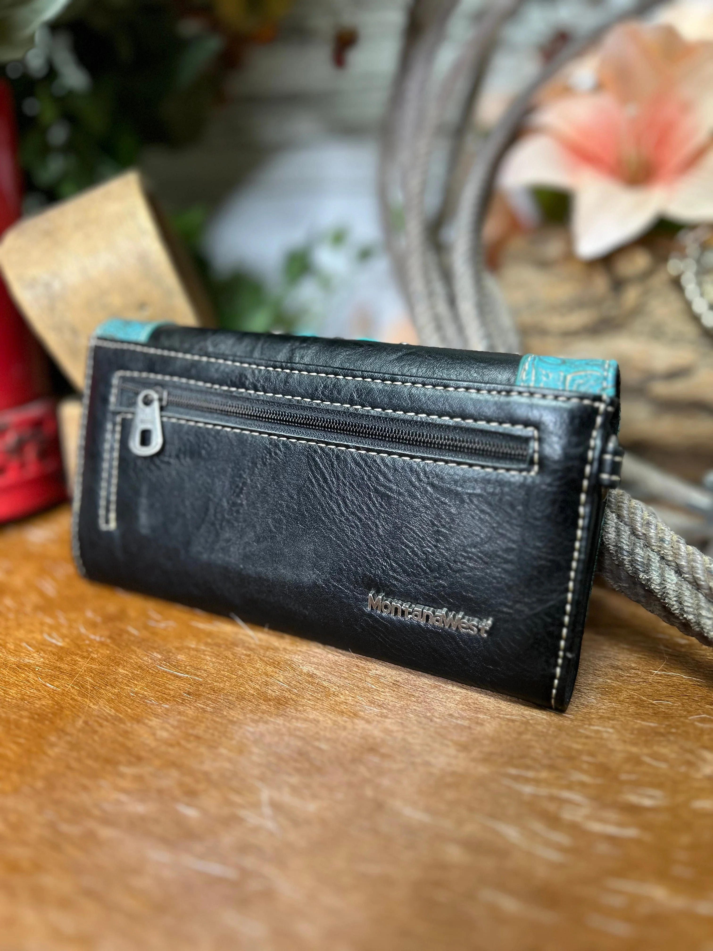 MW Concho Wallet - Image 2