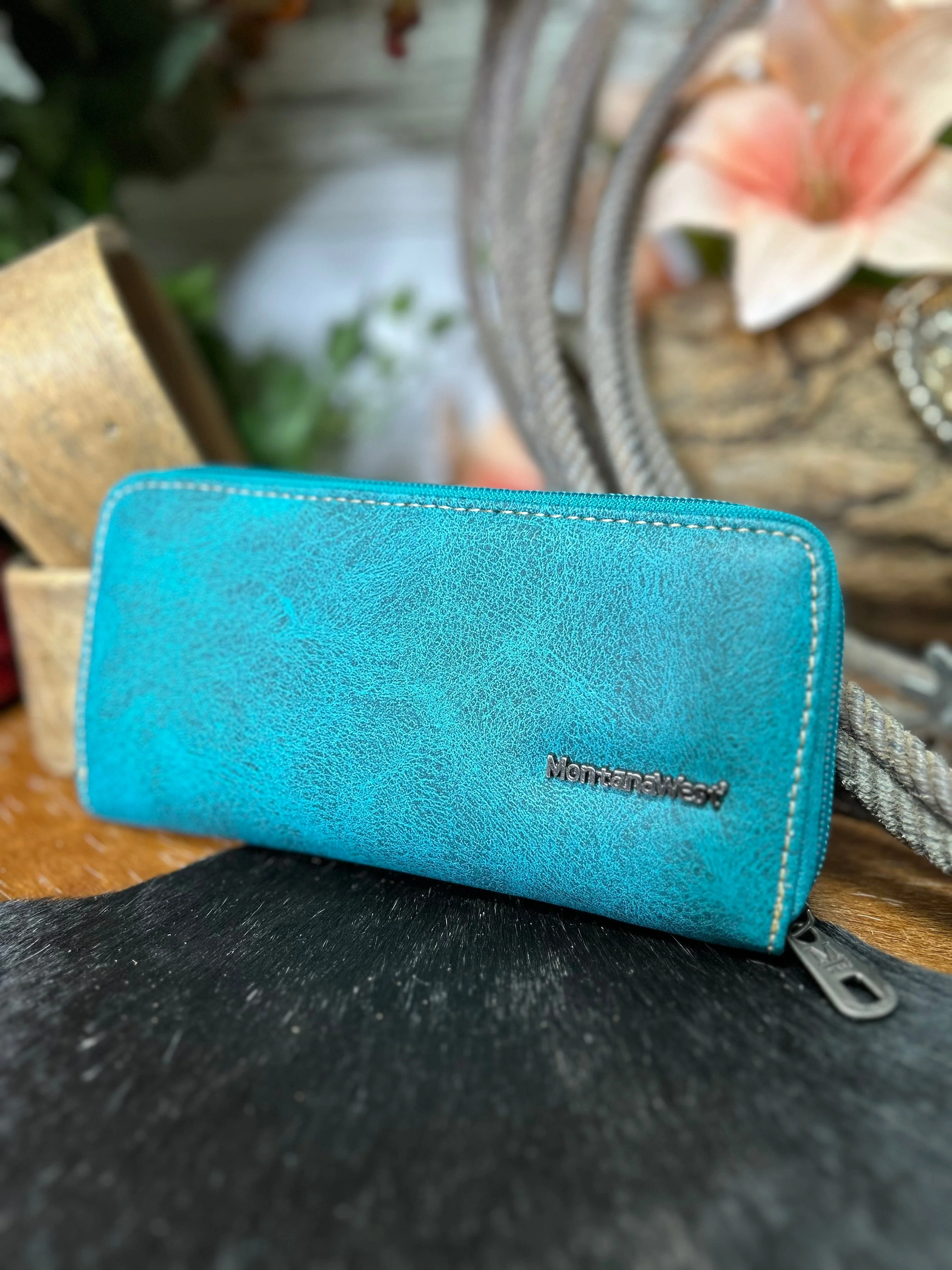MW Running Horse Wallet - Image 2