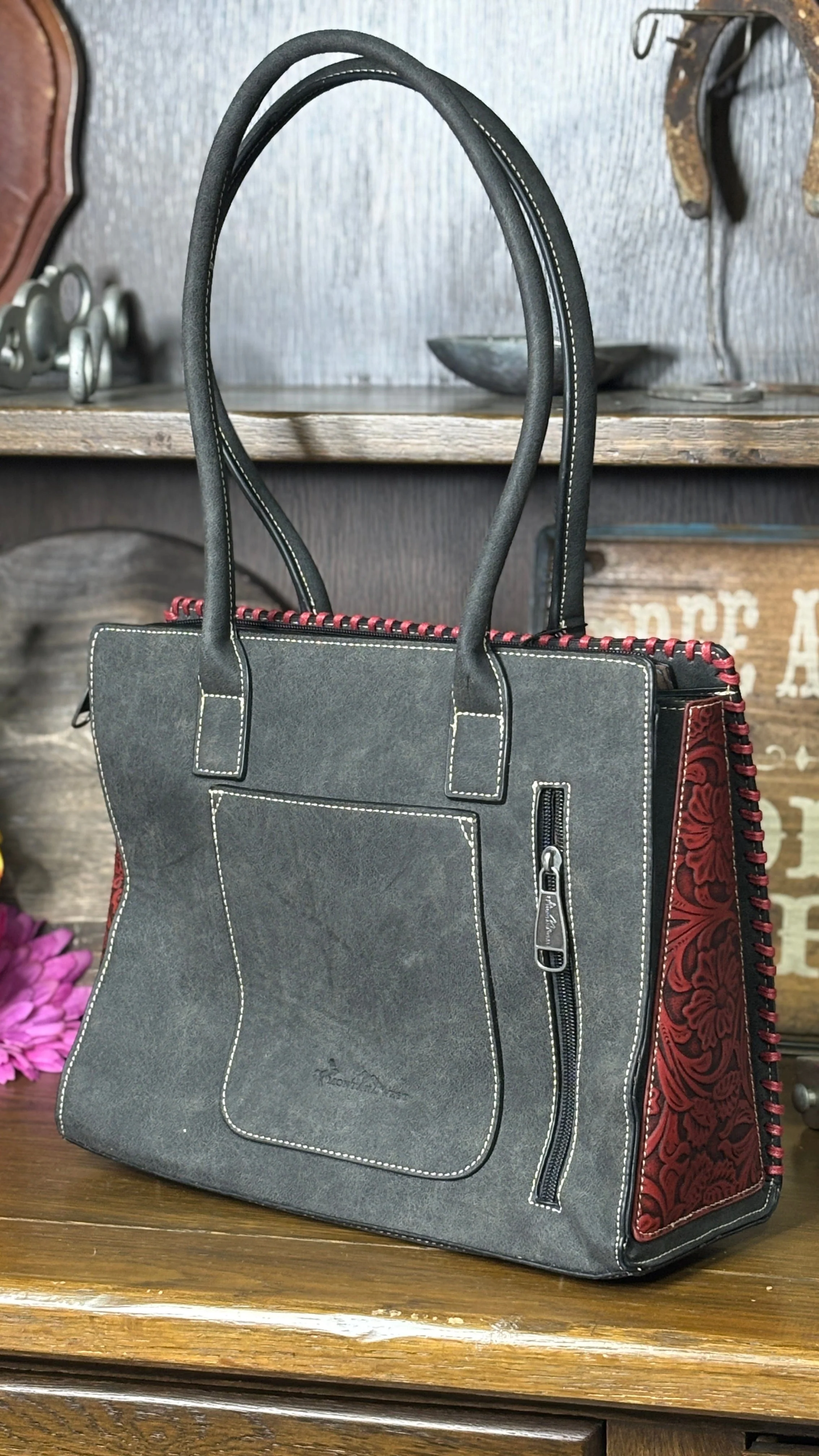 MW Tooled Concealed Carry Tote ~ Red - Image 3