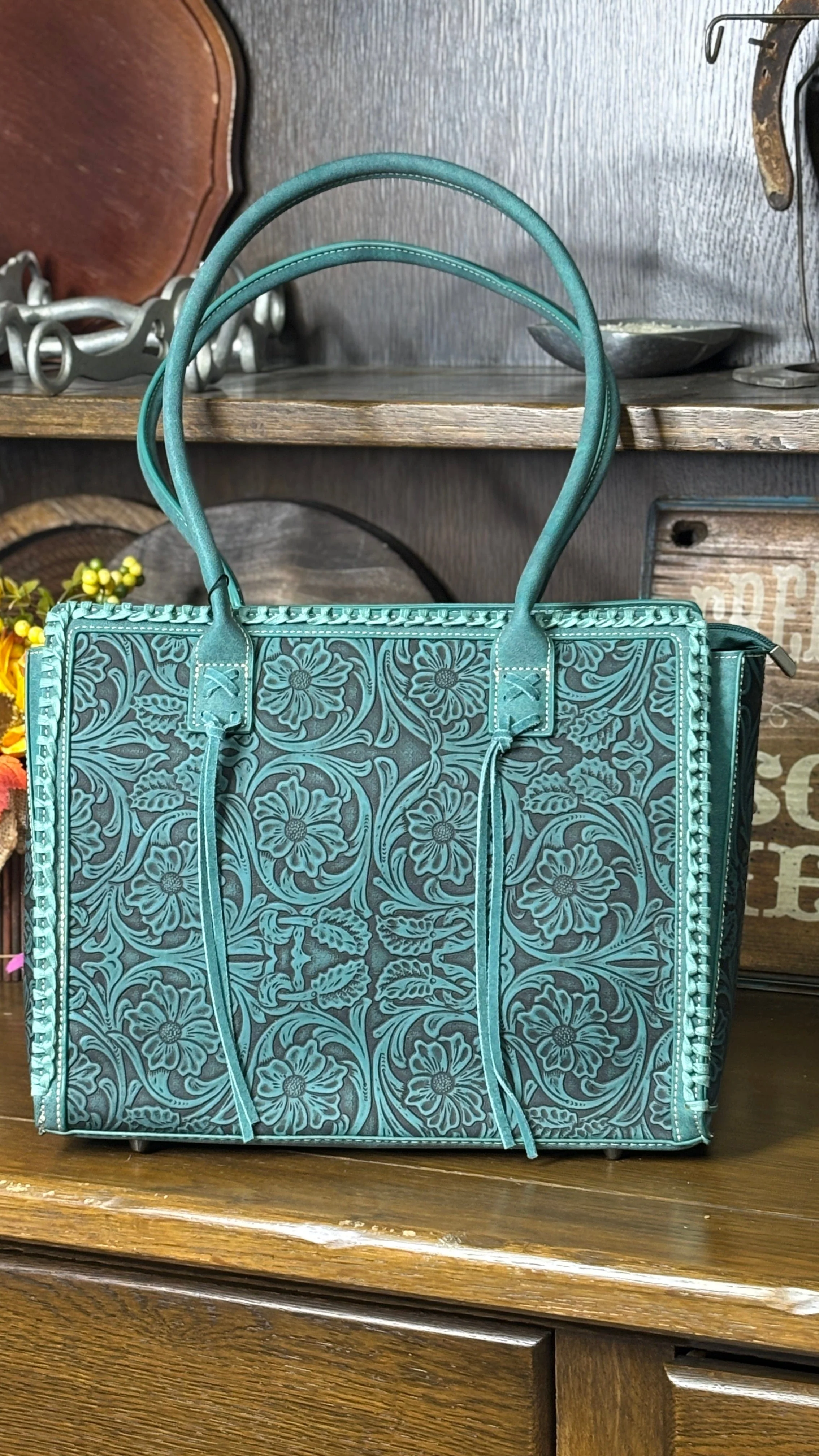 MW Tooled Concealed Carry Tote ~ Turquoise