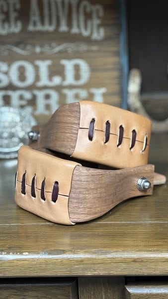 Nettles Stirrups ~ Chisholm Petite Gunstock Oiled ~ 3" - Image 2