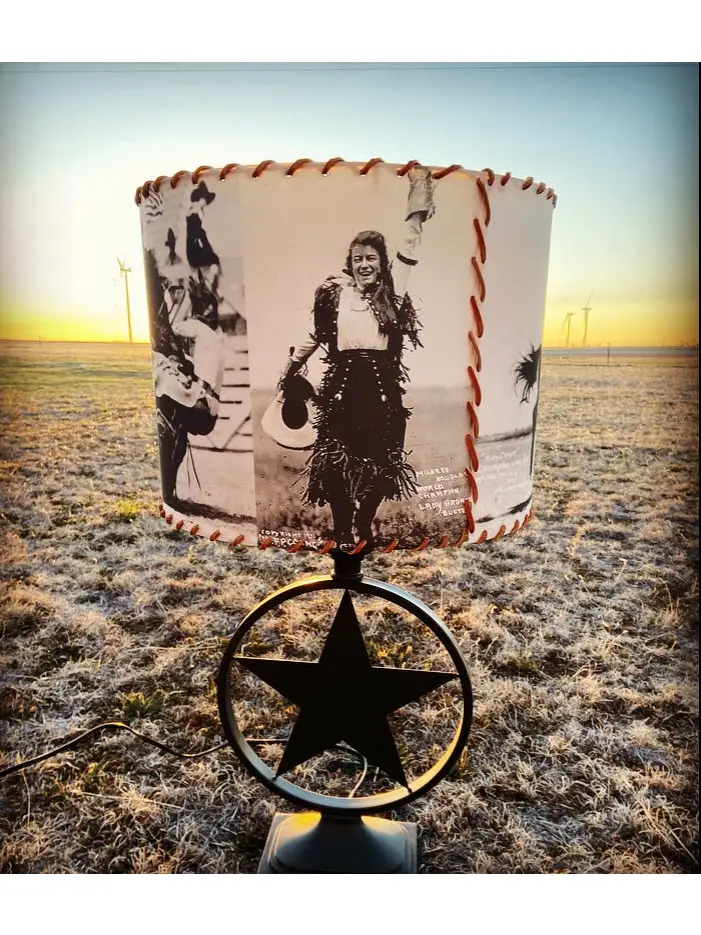 Old West Cowgirls Lampshade - Image 3