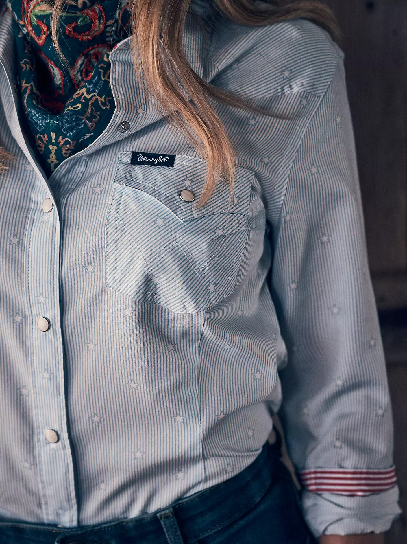 Olivia Western Shirt by Wrangler - Image 2