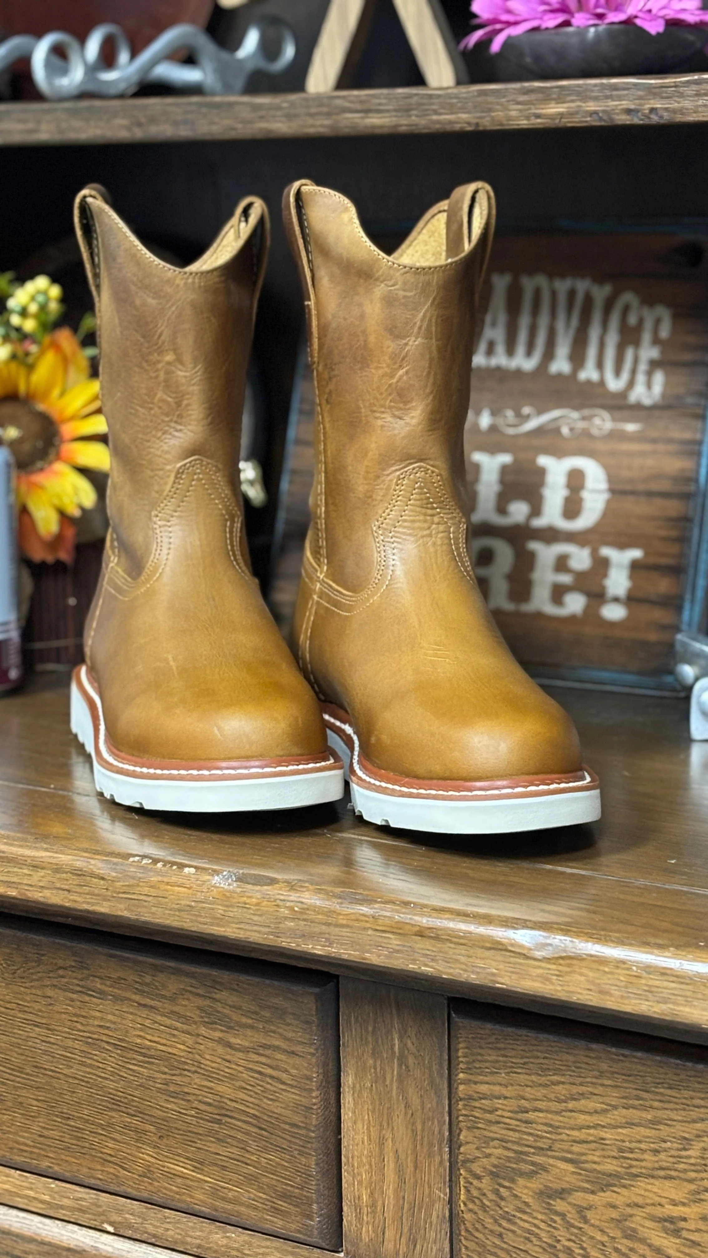 R. Watson Tan Renegade Cowhide - Image 2