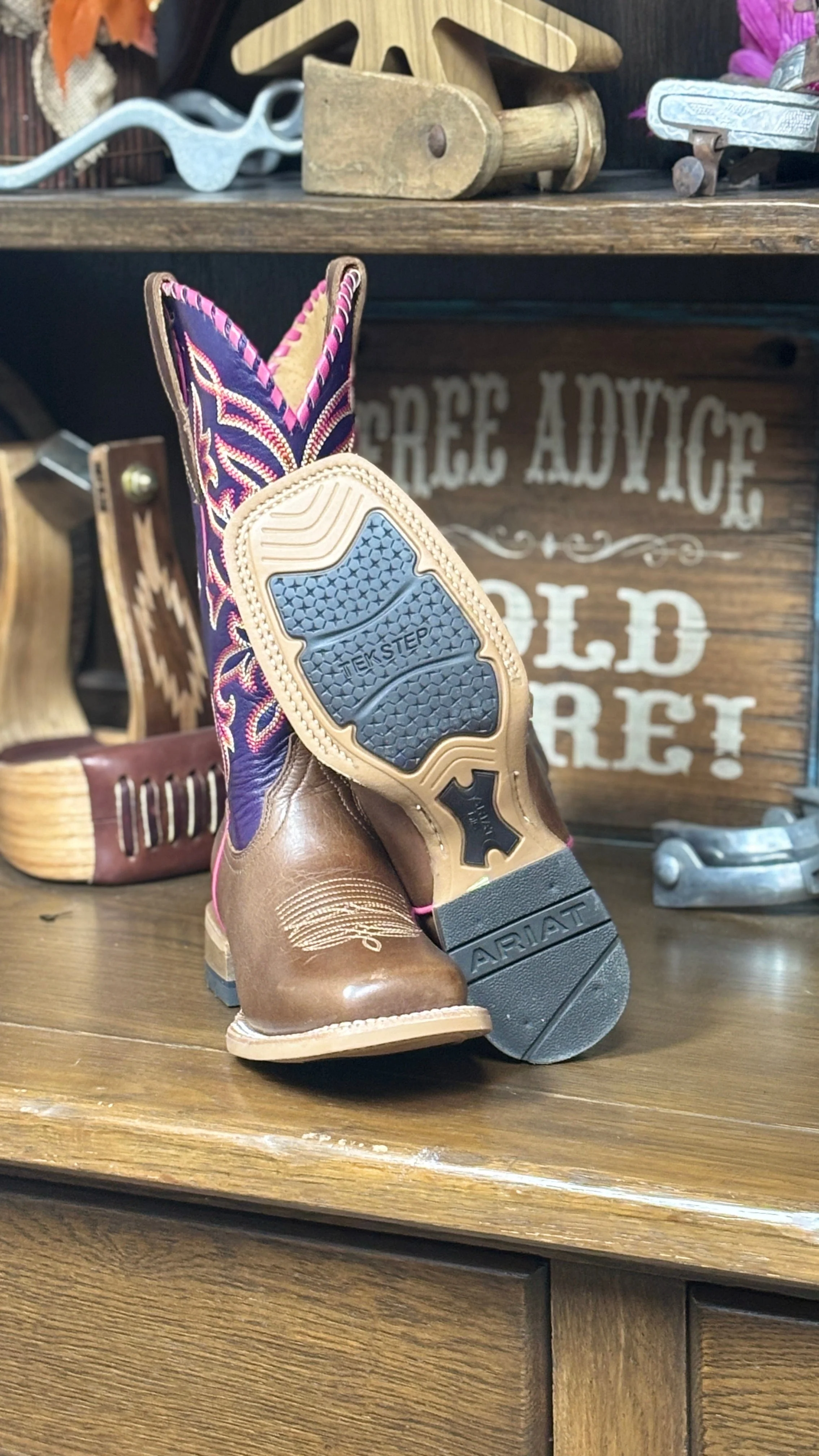Showdown Western Boot by Ariat - Image 2
