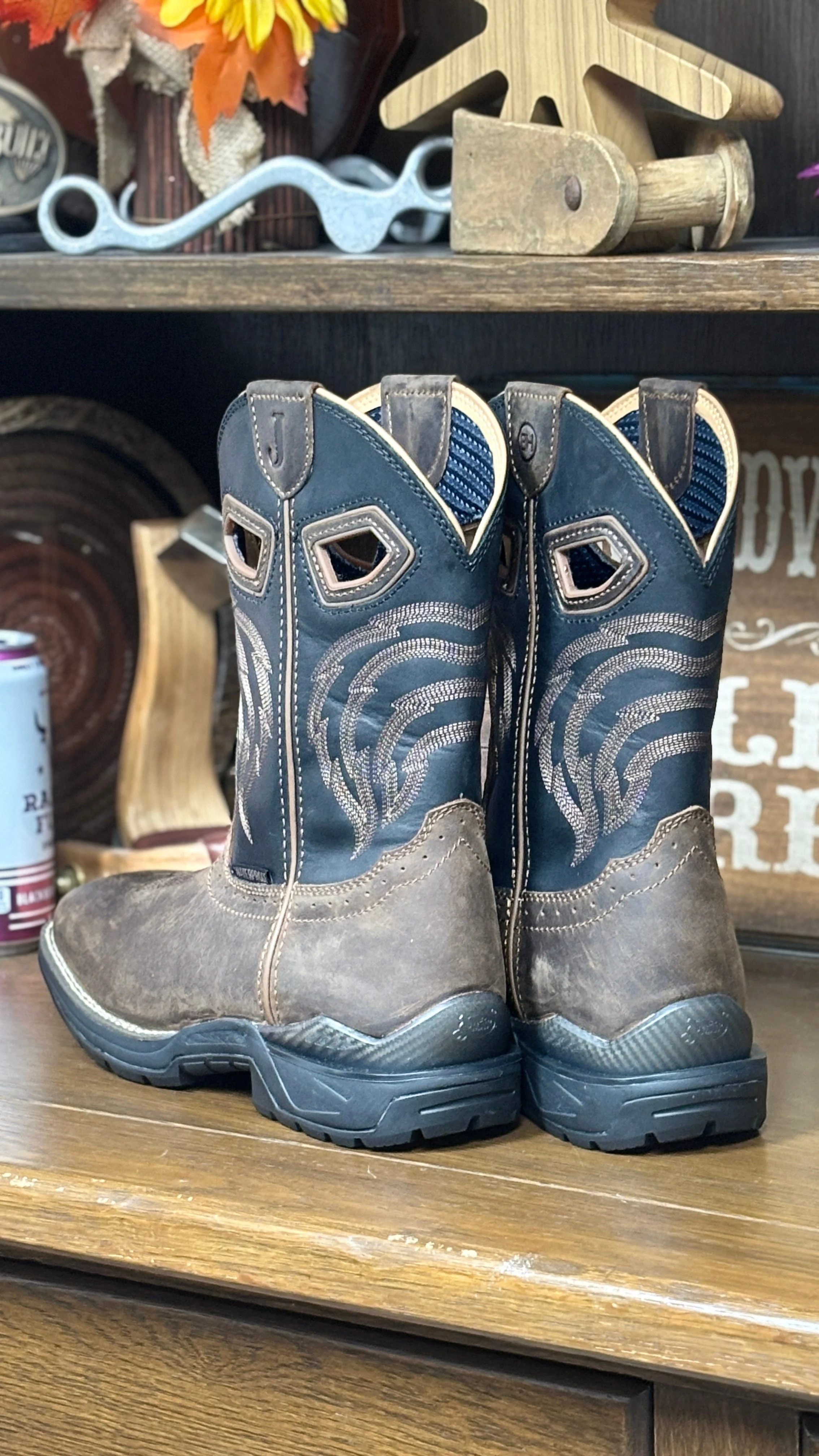 Slickline Boots by Justin - Image 4