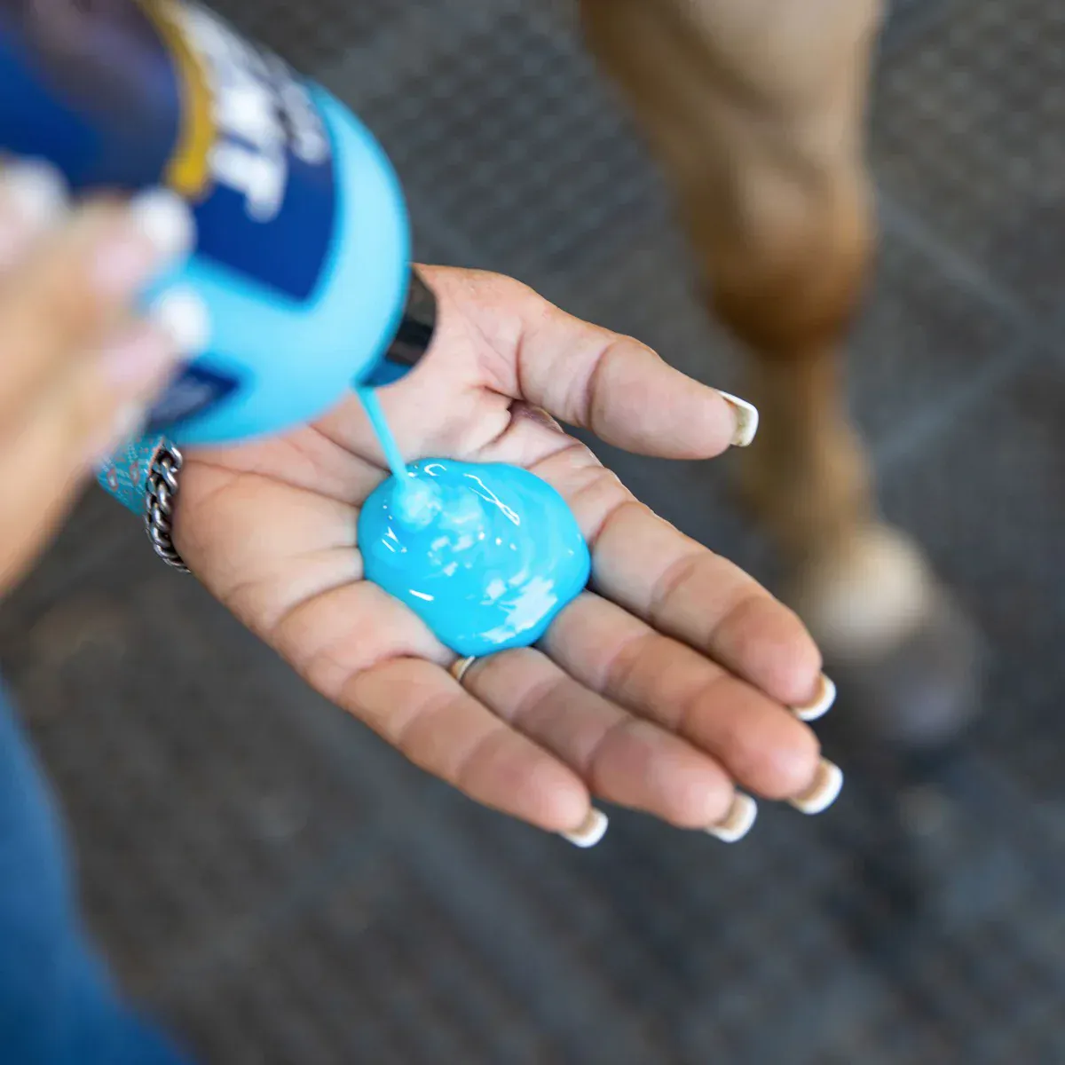 Vetericyn Mobility Equine Liniment - Image 3