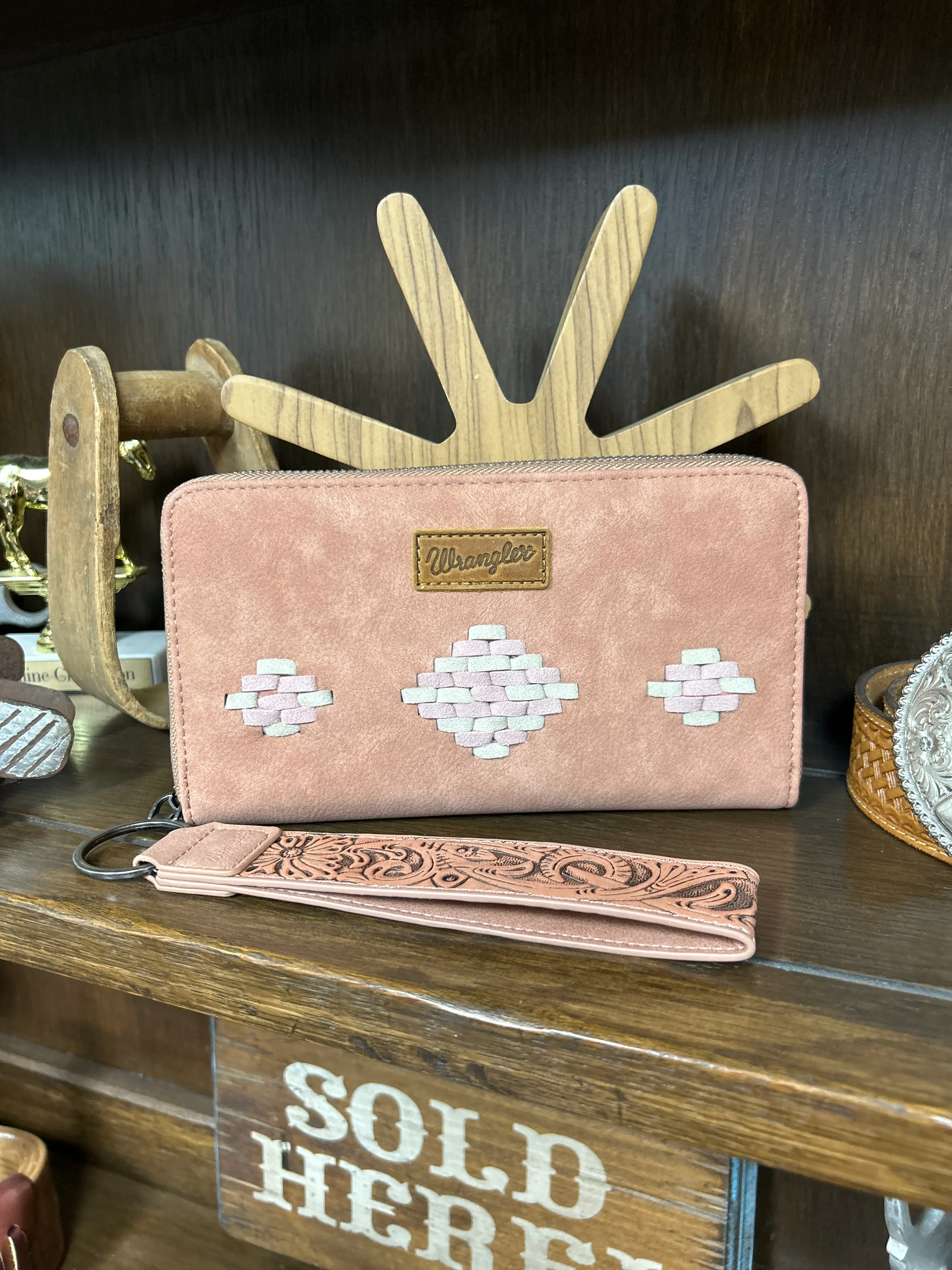 Wrangler Aztec Woven Wallet W/Wristlet - Image 2