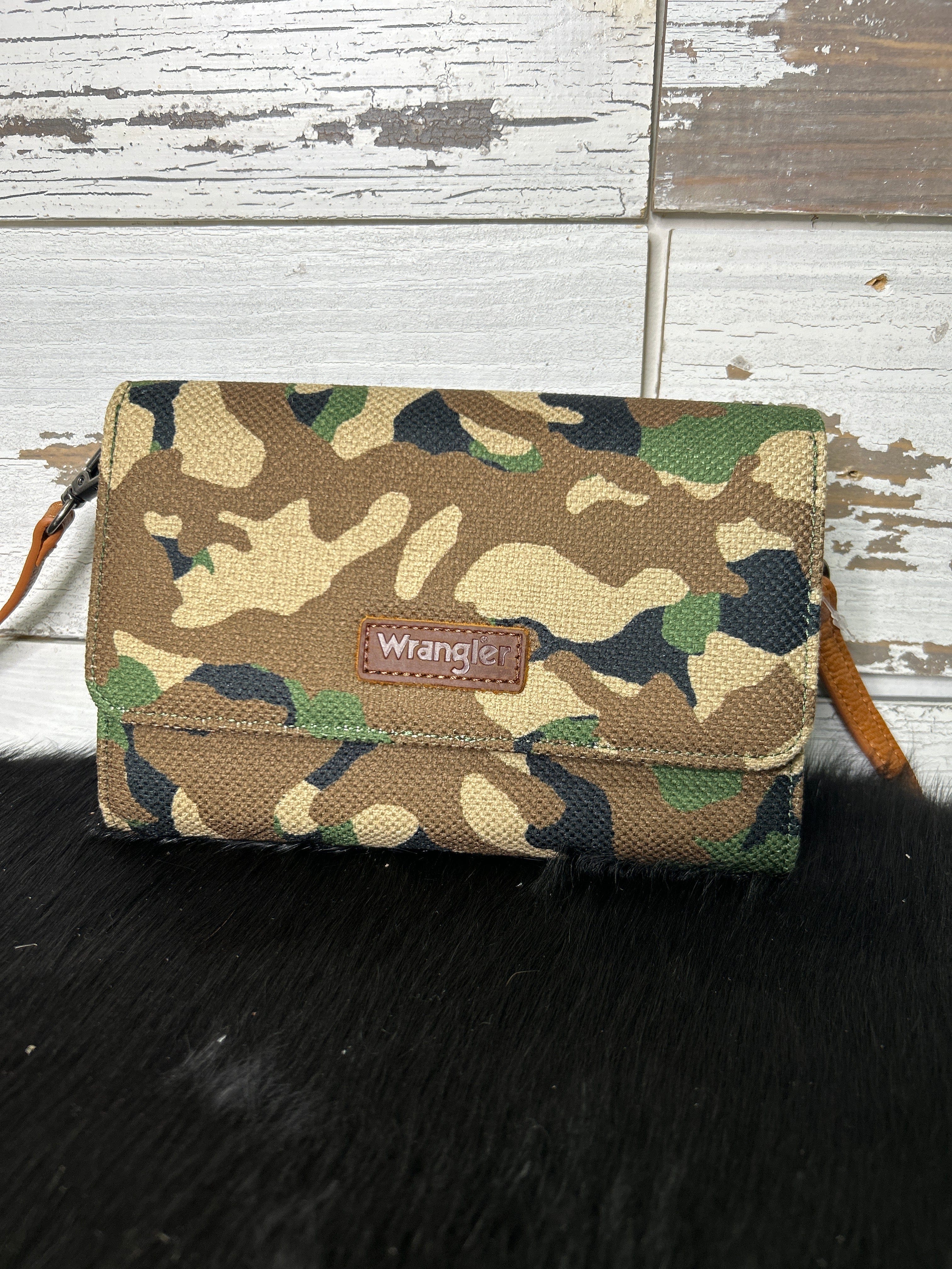 Wrangler Camo Print Canvas Clutch/Crossbody - Green