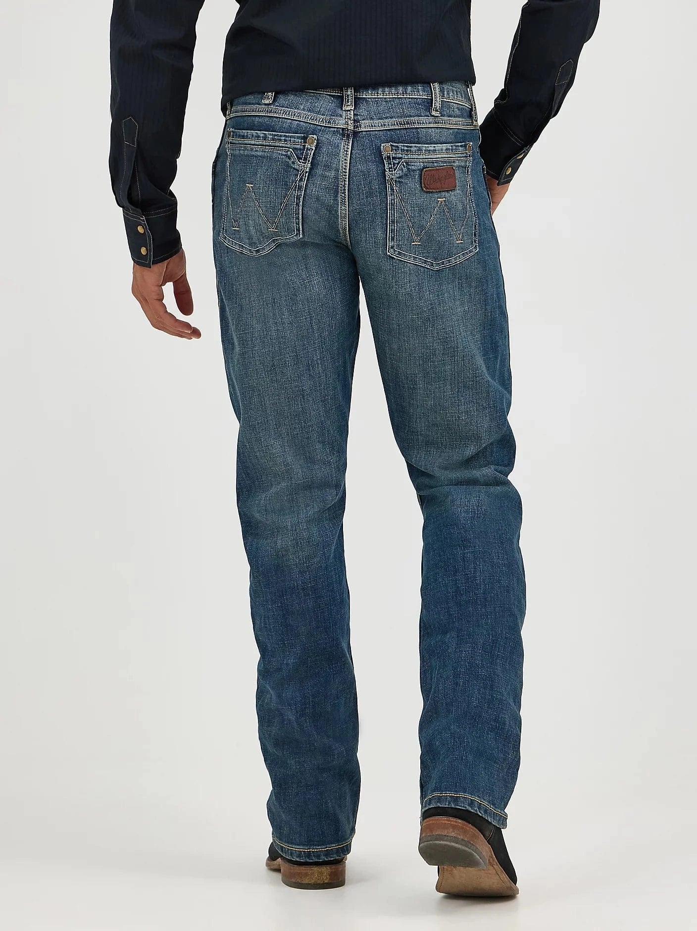 Wrangler Retro® Slim Boot Jean - Layton