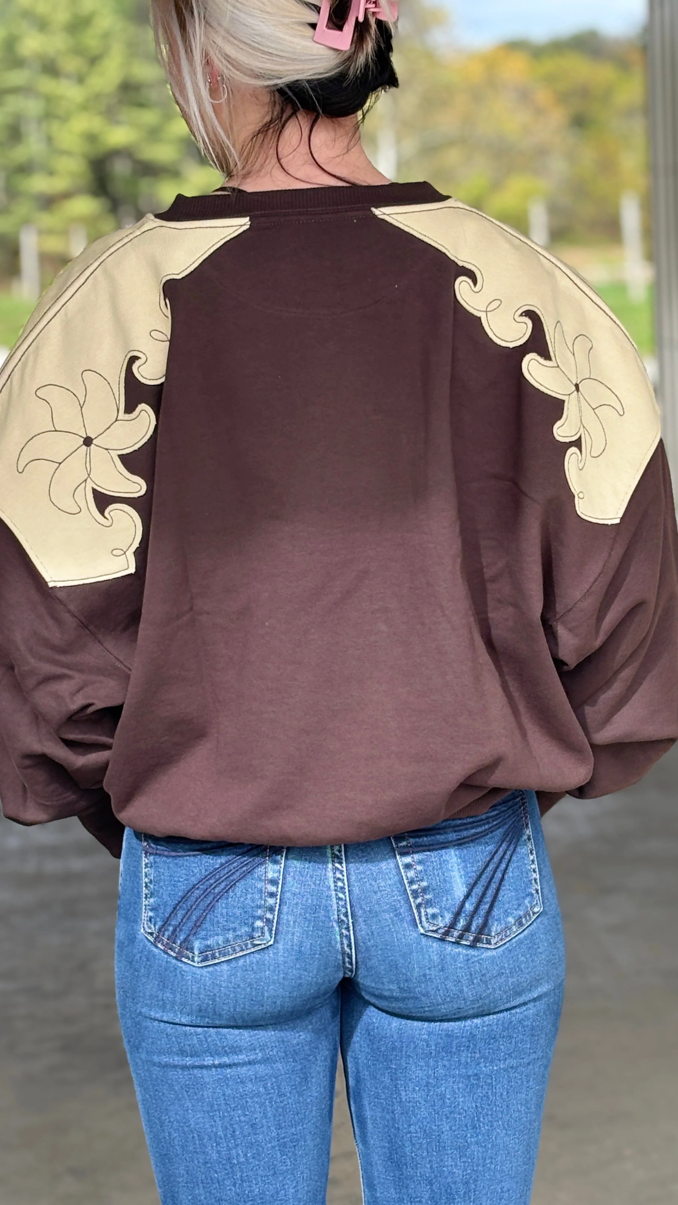 Wrangler x Lainey Wilson Pullover - Image 2